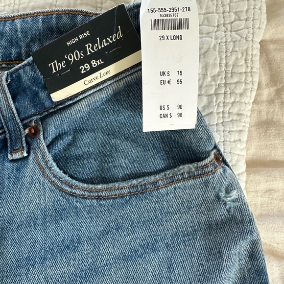 NWT- Abercrombie The 90’s Relaxed High Rise Curve Love Denim- 29-XL - Picture 4 of 7